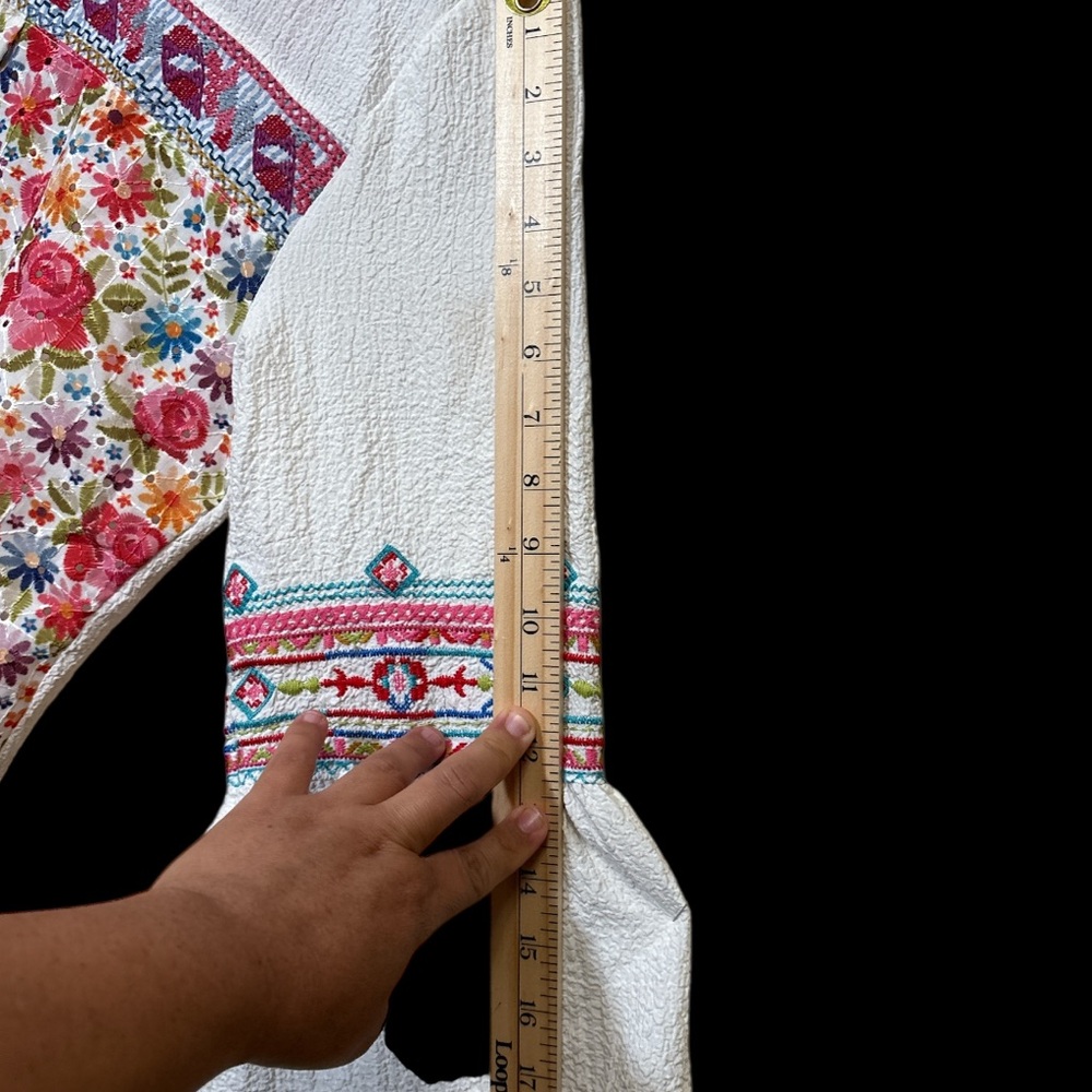 CALESSA Bohemian White Blouse with Colorful Embroidery,Size M - Picture 6 of 13